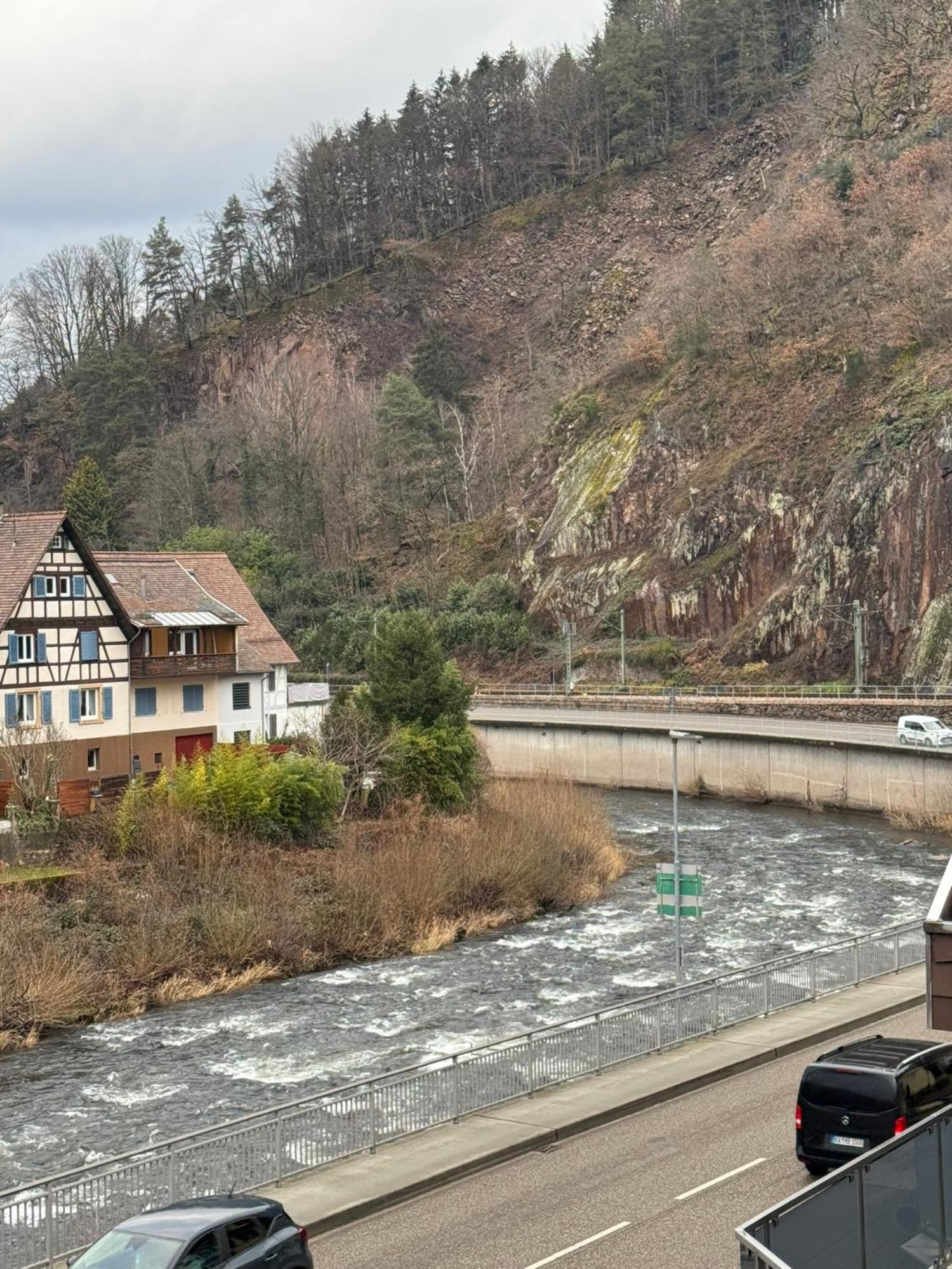 Hotel Gruener Baum - Hotel Im Murgtal, Schwarzwald Weisenbach ภายนอก รูปภาพ