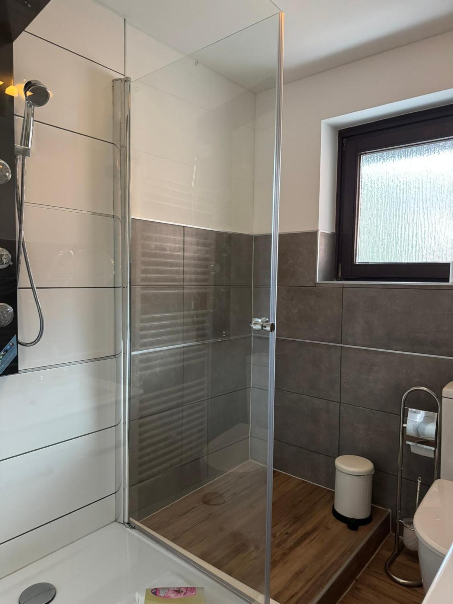 Hotel Gruener Baum - Hotel Im Murgtal, Schwarzwald Weisenbach ภายนอก รูปภาพ